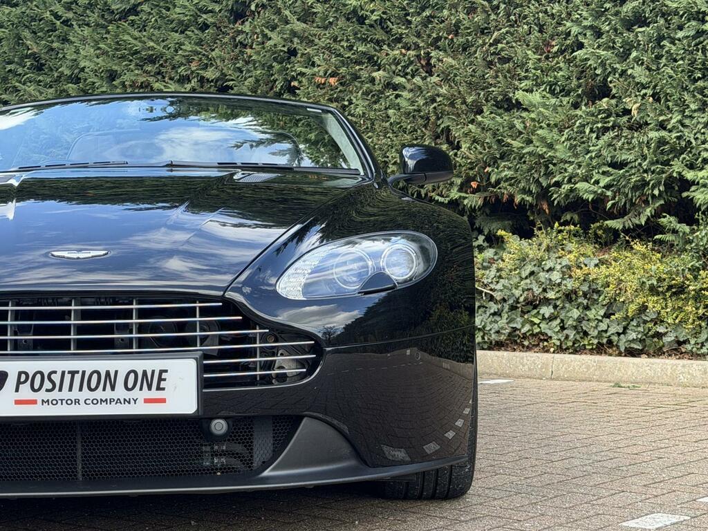 Aston Martin Vantage  Silver #18