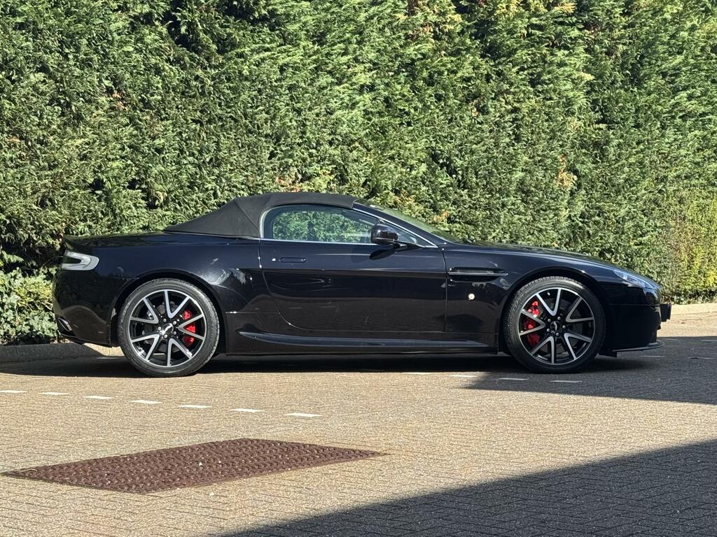 Aston Martin Vantage  Silver #67