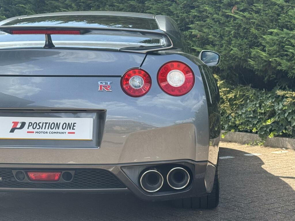 Nissan GT-R 3.8 V6 Prestige Coupe 4Wd Euro 6 White #38
