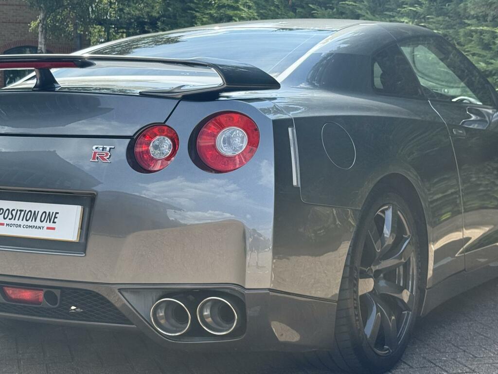 Nissan GT-R 3.8 V6 Prestige Coupe 4Wd Euro 6 White #39