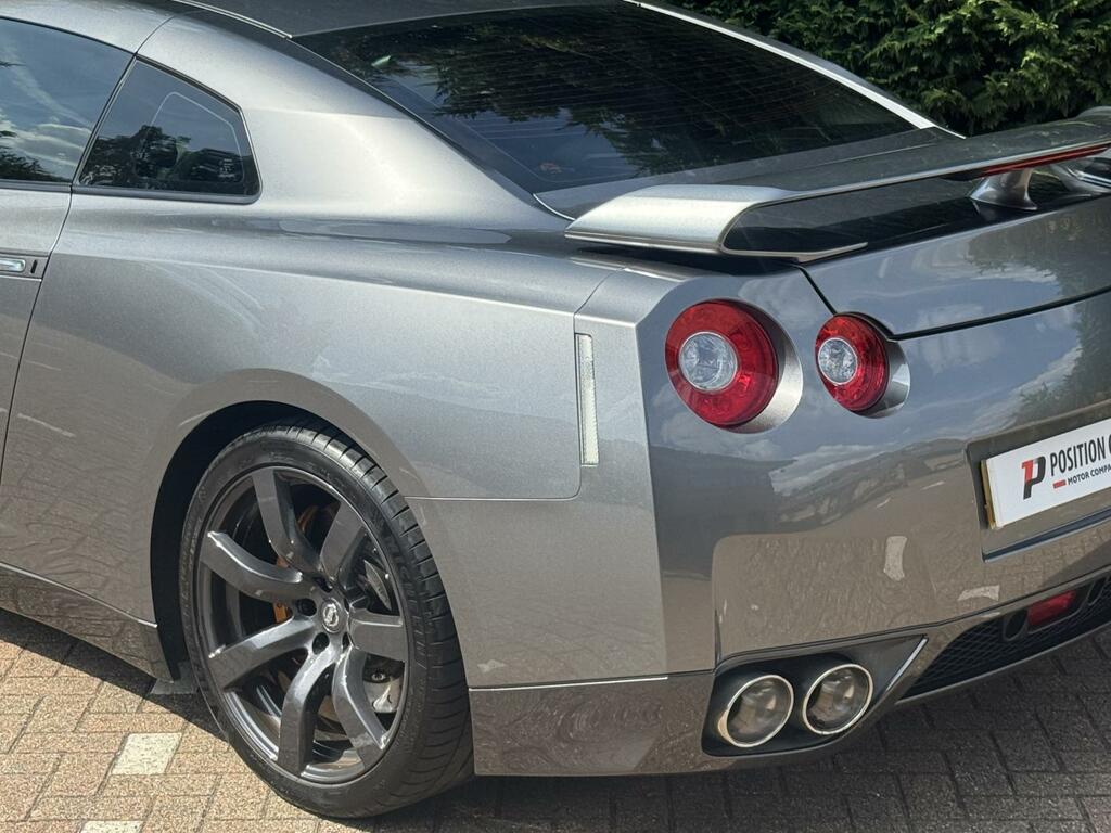 Nissan GT-R 3.8 V6 Prestige Coupe 4Wd Euro 6 White #35