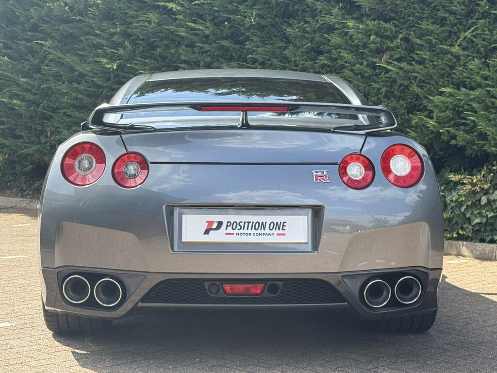 Nissan GT-R 3.8 V6 Premium Edition Coupe 4Wd E Grey #4