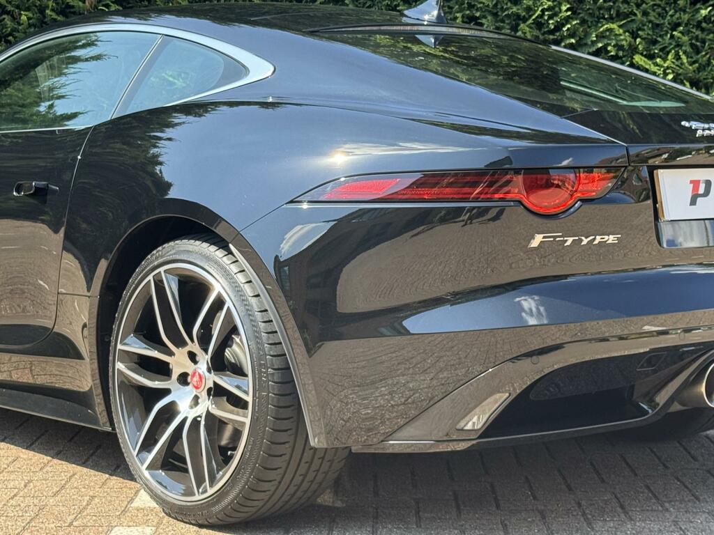 Jaguar F-Type P575 R 75 Blue #24