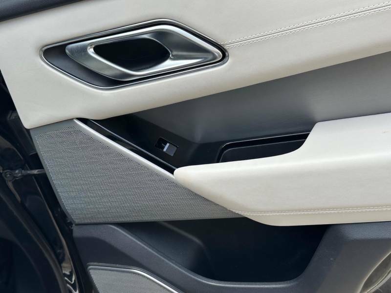 Land Rover Range Rover Velar Velar Black #18