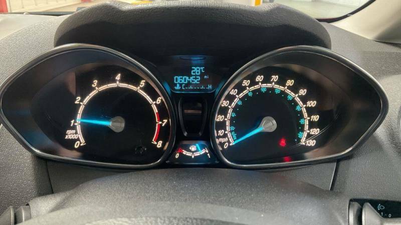 Ford Fiesta Hatchback 1.3 Zetec 201616 White #12