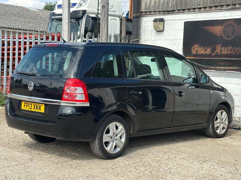 Vauxhall Zafira 1.6 16V Exclusiv Euro 5 Black #4