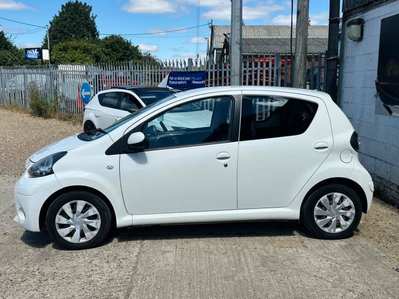 Toyota Aygo 1.0 Vvt-i Ice Multimode Euro 5 White #4