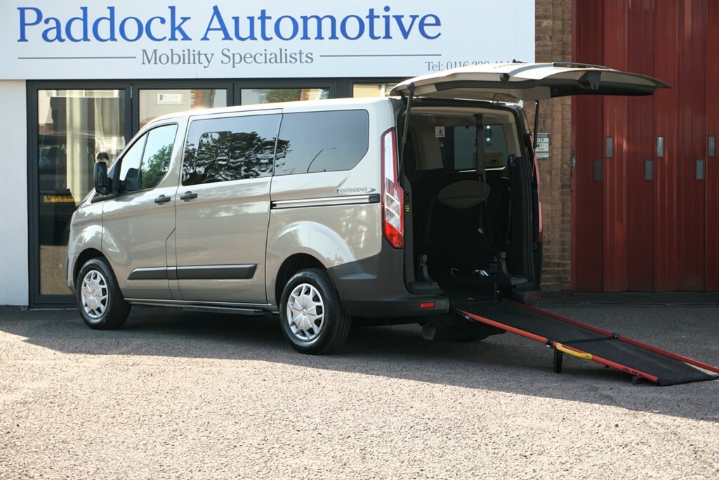 Ford Tourneo Custom Tourneo Custom 2.0 Tdci 130Ps Low Roof 8 Seater Ti Black #17
