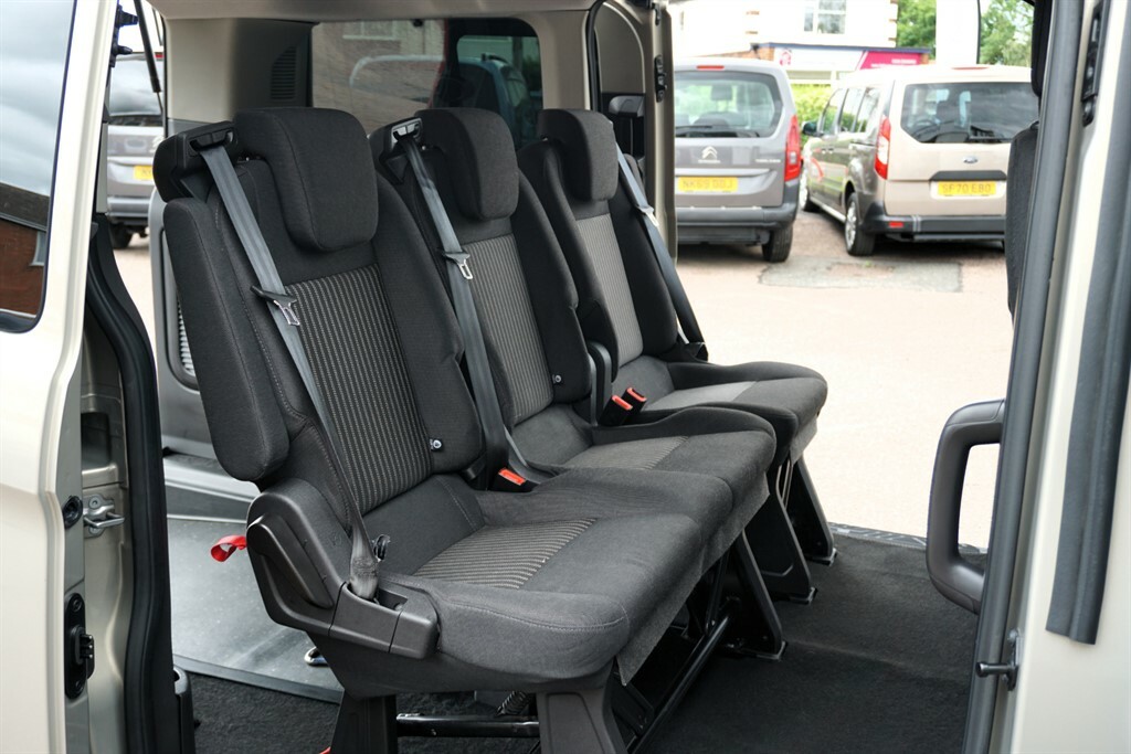 Ford Tourneo Custom Tourneo Custom 2.0 Tdci 130Ps Low Roof 8 Seater Ti Black #12