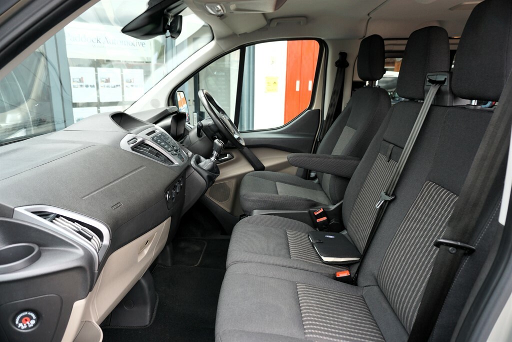 Ford Tourneo Custom Tourneo Custom 2.0 Tdci 130Ps Low Roof 8 Seater Ti Black #13