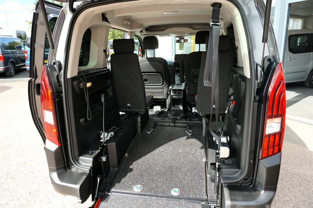 Peugeot Rifter Bluehdi Allure, Disabled, Wheelchair Accessible Ve #3