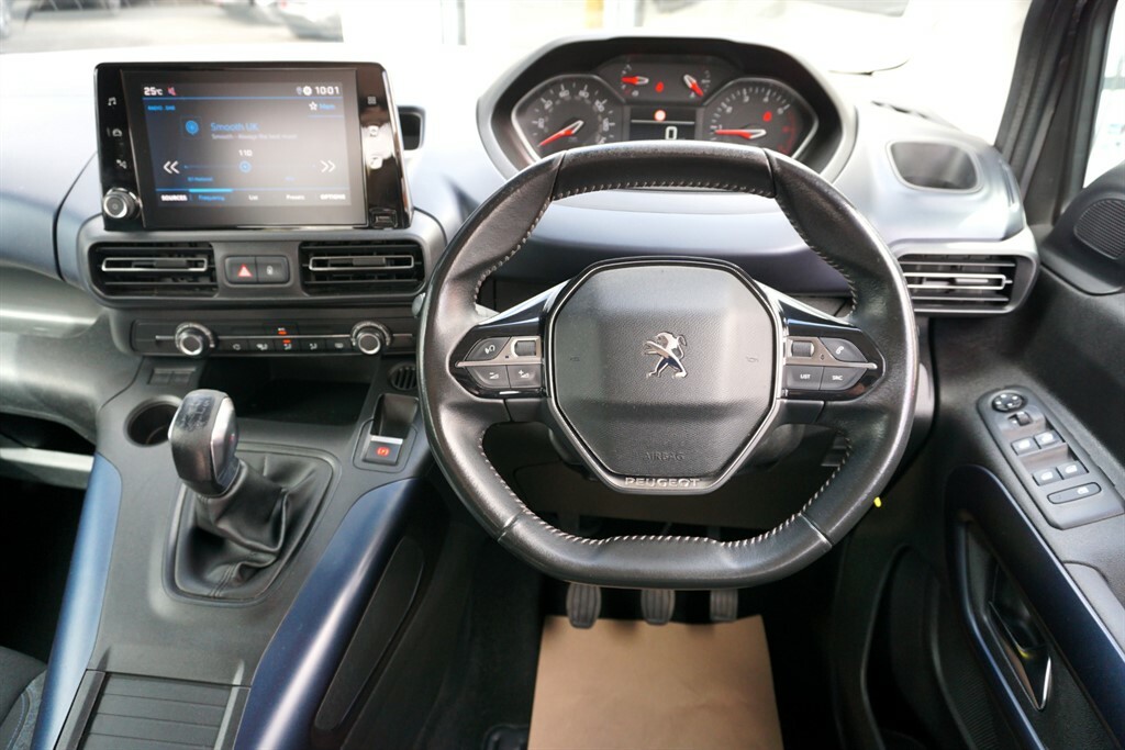 Peugeot Rifter Bluehdi Allure, Disabled, Wheelchair Accessible Ve #6