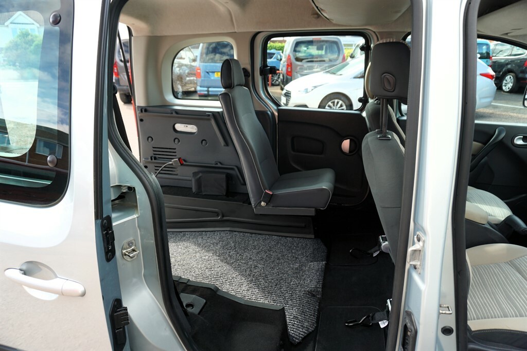 Renault Kangoo  White #9
