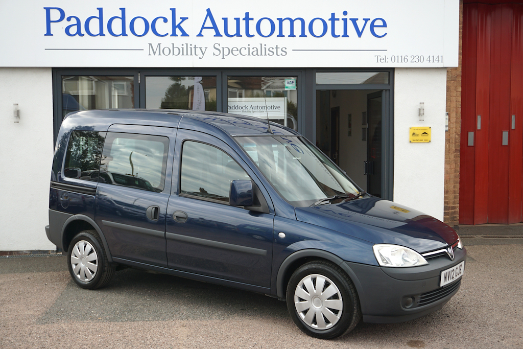 Vauxhall Combo Tour Combo Tour Essential Black #2
