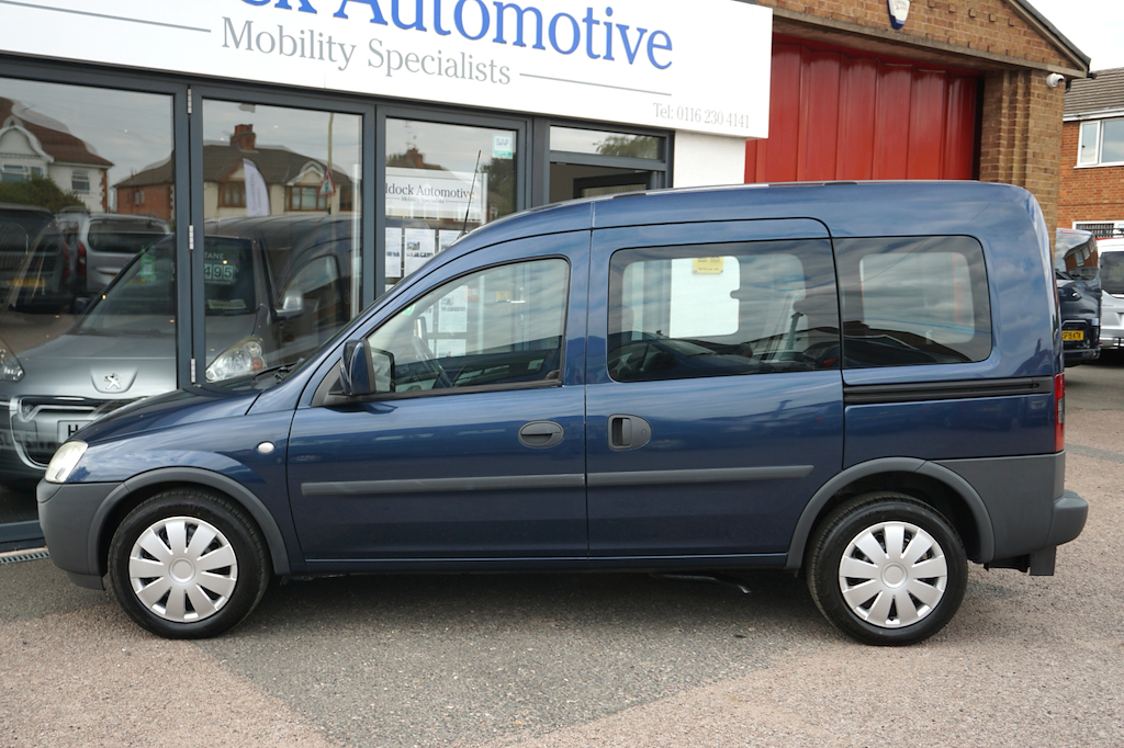 Vauxhall Combo Tour Combo Tour Essential Black #15