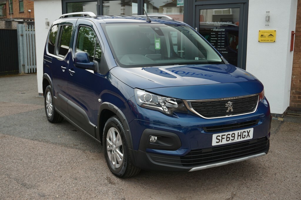 Peugeot Rifter Allure Red #2