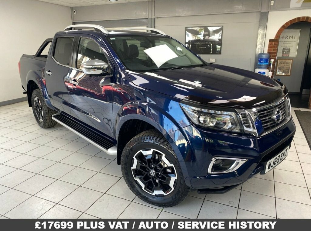 Nissan Navara Pickup Blue