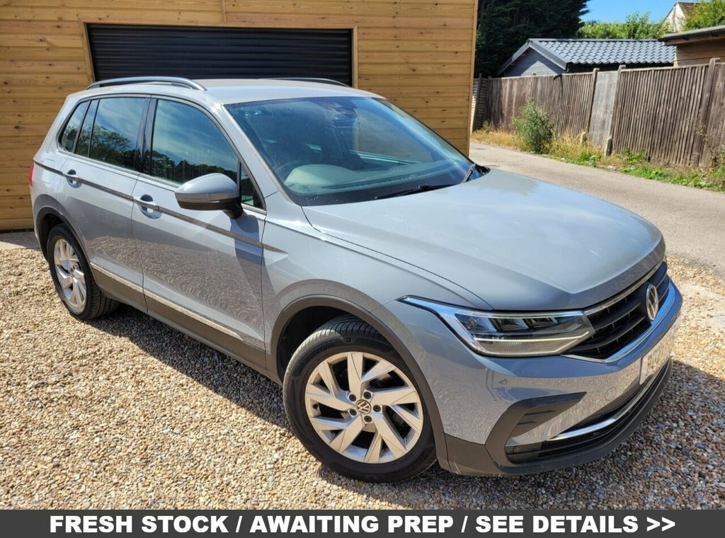 Volkswagen Tiguan 1.5L Life Grey