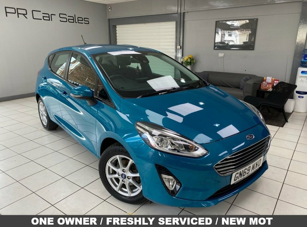 Ford Fiesta 1.1L Zetec Blue
