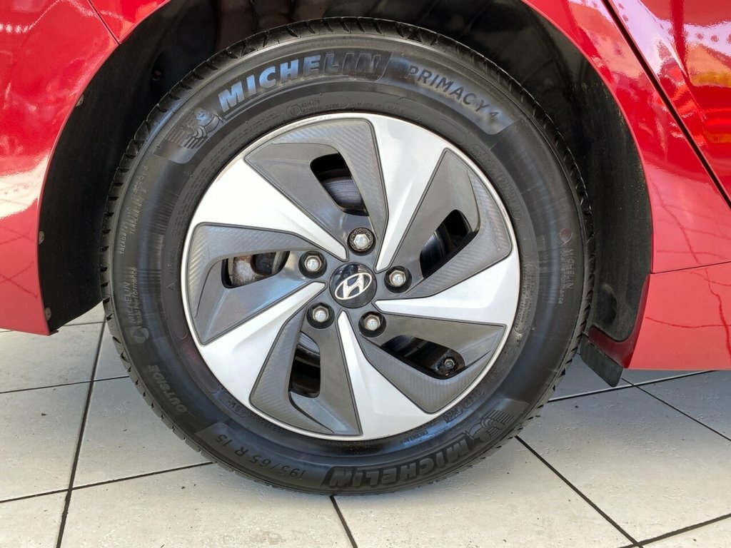 Hyundai Ioniq 1.6 Se Mhev 140 Bhp Black #60