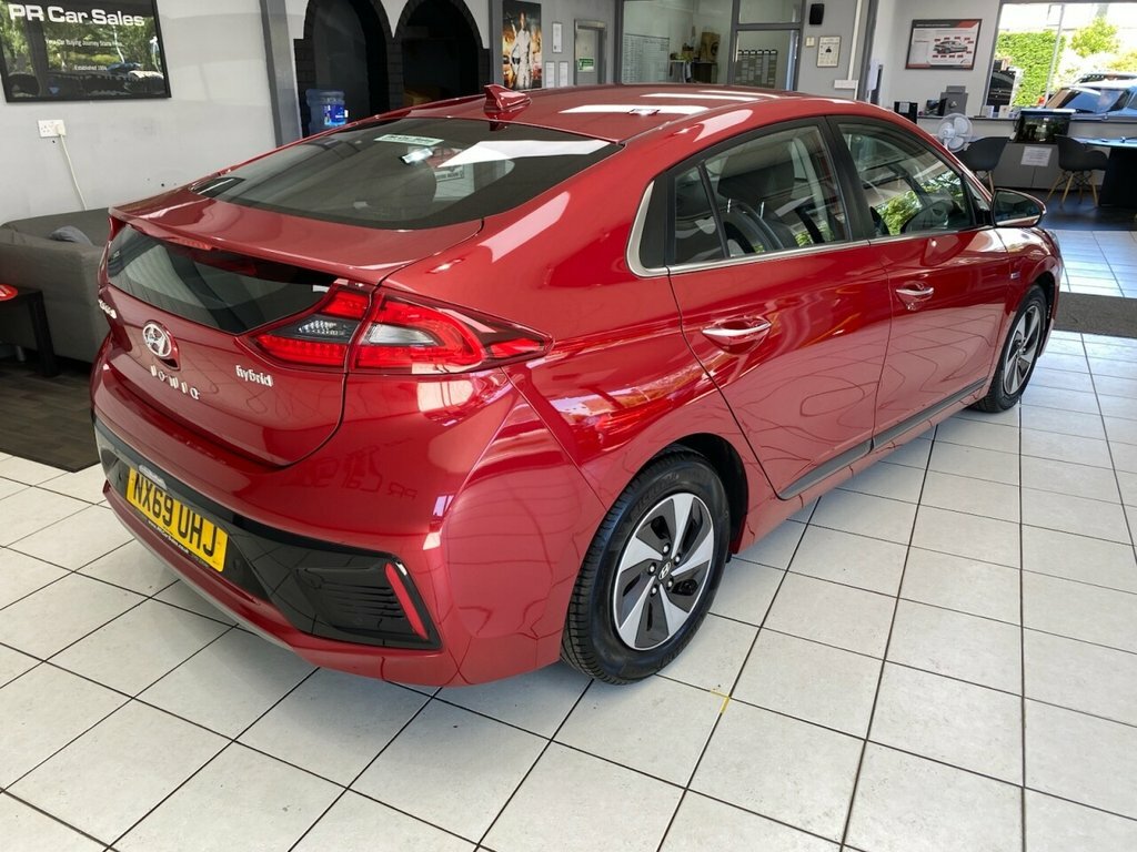 Hyundai Ioniq 1.6 Se Mhev 140 Bhp Black #8