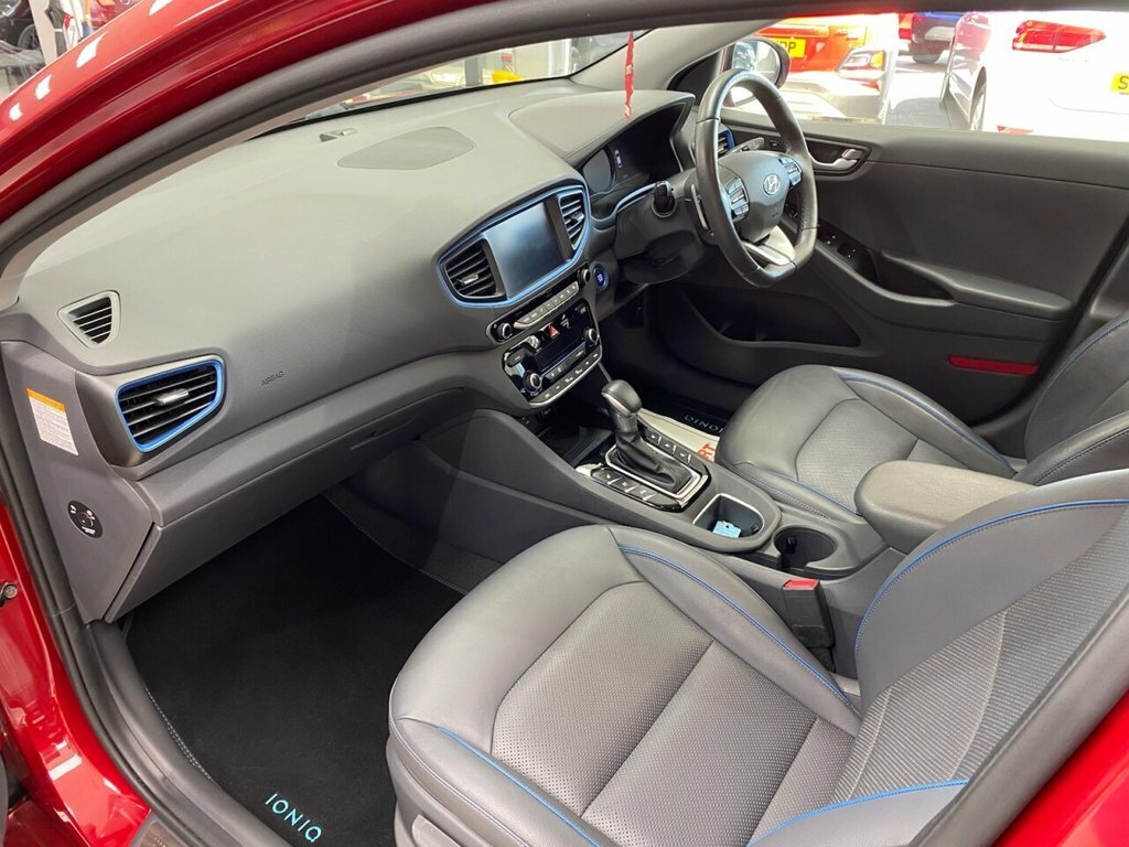 Hyundai Ioniq 1.6 Se Mhev 140 Bhp Black #35