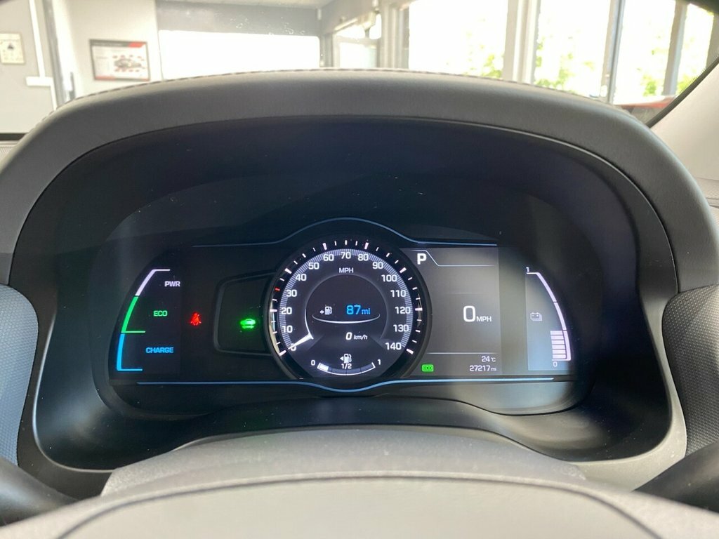 Hyundai Ioniq 1.6 Se Mhev 140 Bhp Black #10