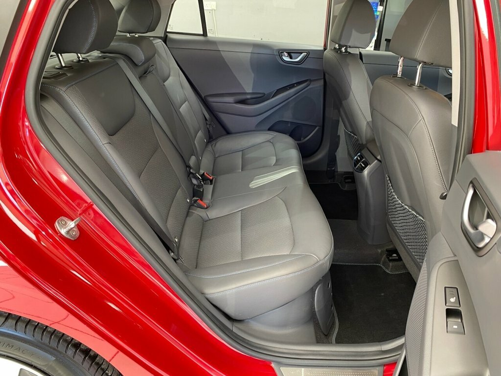 Hyundai Ioniq 1.6 Se Mhev 140 Bhp Black #26