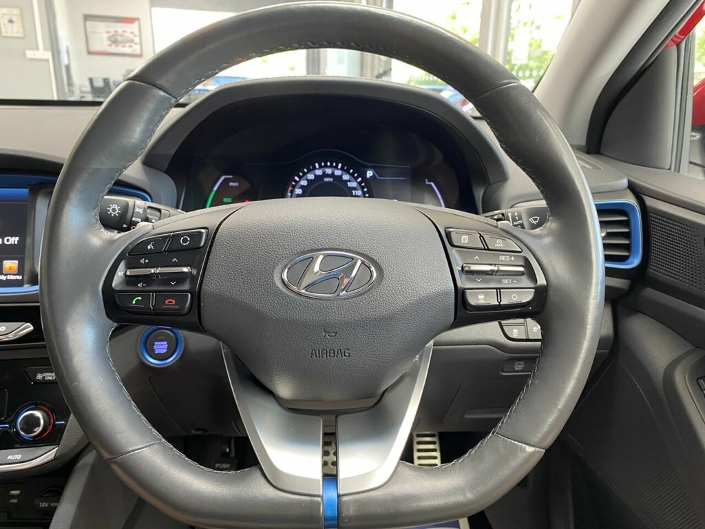 Hyundai Ioniq 1.6 Se Mhev 140 Bhp Black #9