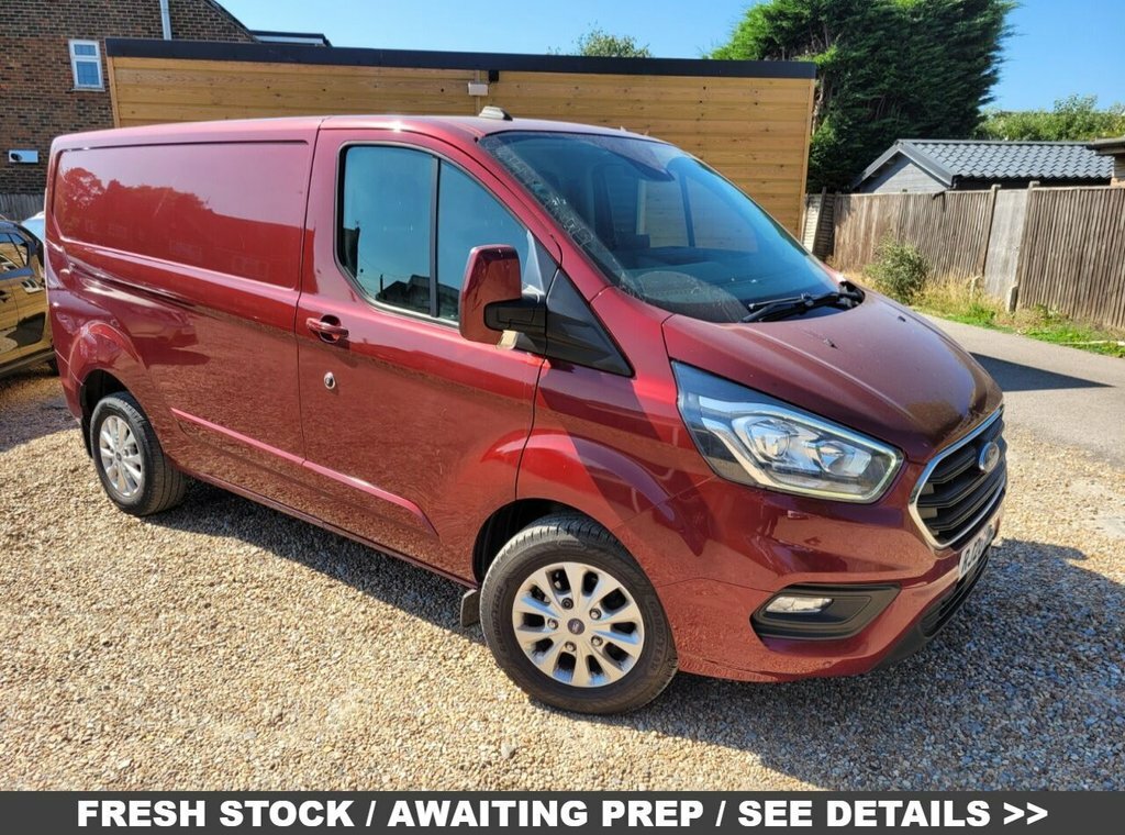 Ford Transit Custom 2L Limited Red
