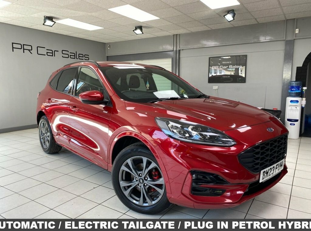 Ford Kuga 2.5L St-line BW23FUH Red