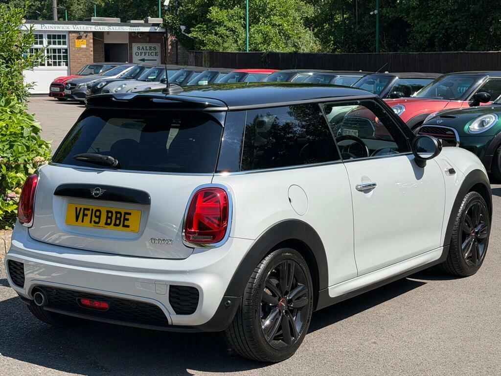 Mini Hatch 1.5 Cooper Sport Euro 6 S S VF19BBE Silver #2
