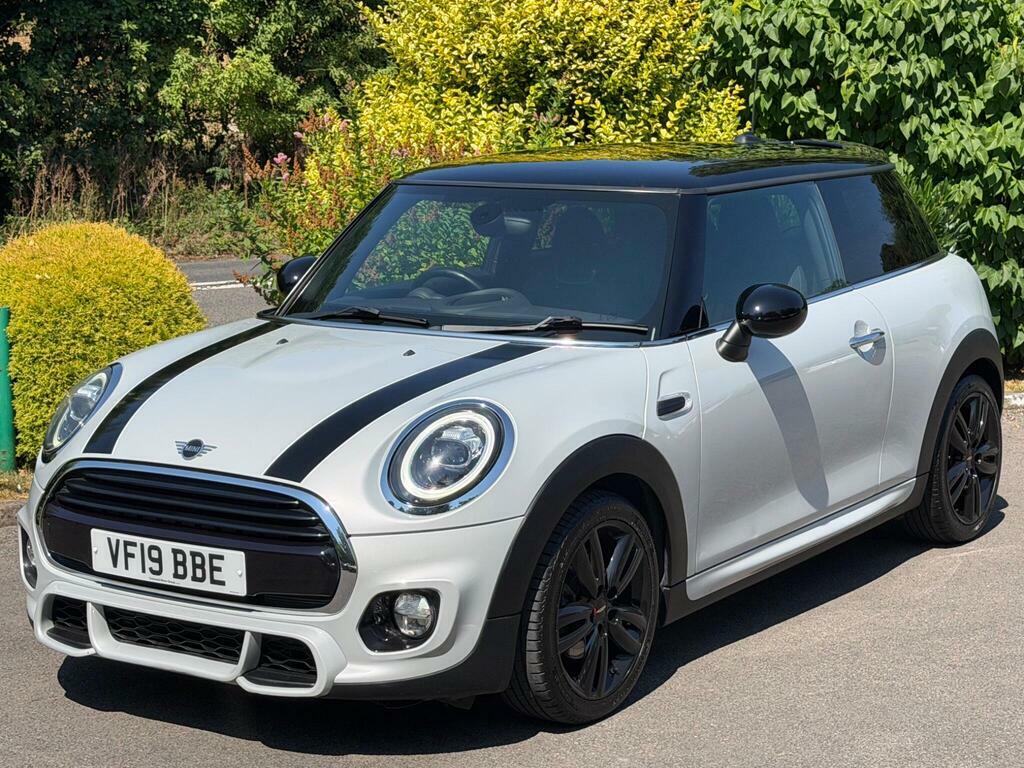 Mini Hatch 1.5 Cooper Sport Euro 6 S S VF19BBE Silver