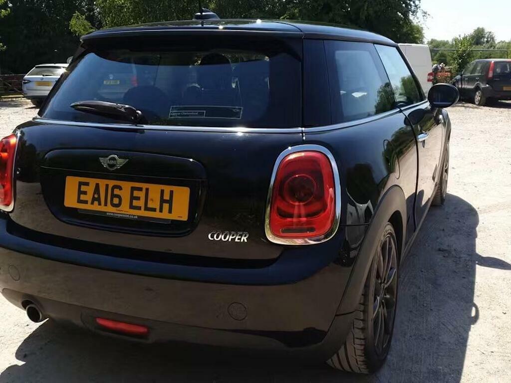 Mini Hatch 1.5 Cooper Euro 6 S S Black #2