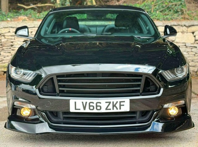 Ford Mustang 2016 5.0 V8 Gt Fastback Euro 6 Black #2