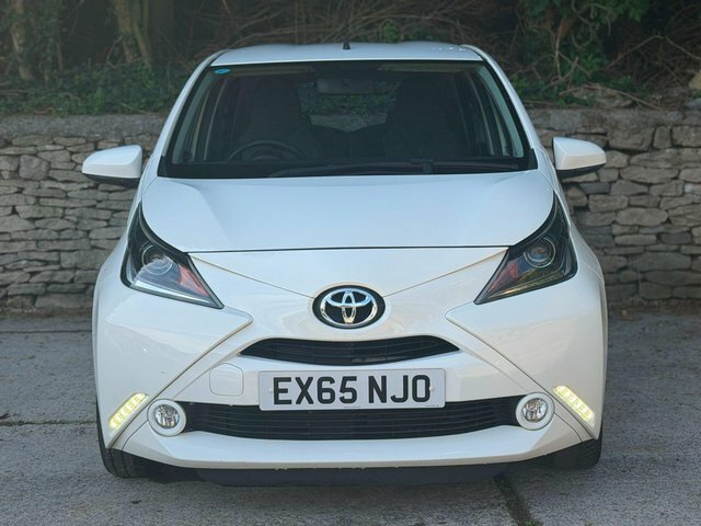 Toyota Aygo 2015 1.0 Vvt-i X-pression X-wave Euro 5 Euro 5 White #2