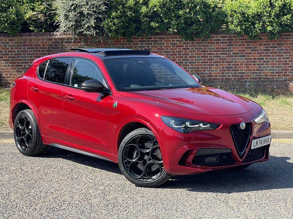 Alfa Romeo Stelvio 2.9 V6 Biturbo Quadrifoglio Super Sport Red
