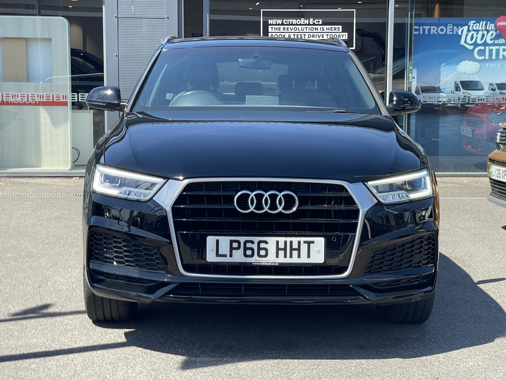 Audi Q3 1.4T Fsi S Line Edition Black #3