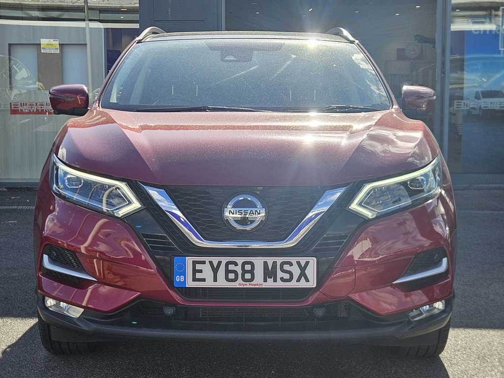Nissan Qashqai 1.2 Dig-t Tekna EY68MSX Red #2