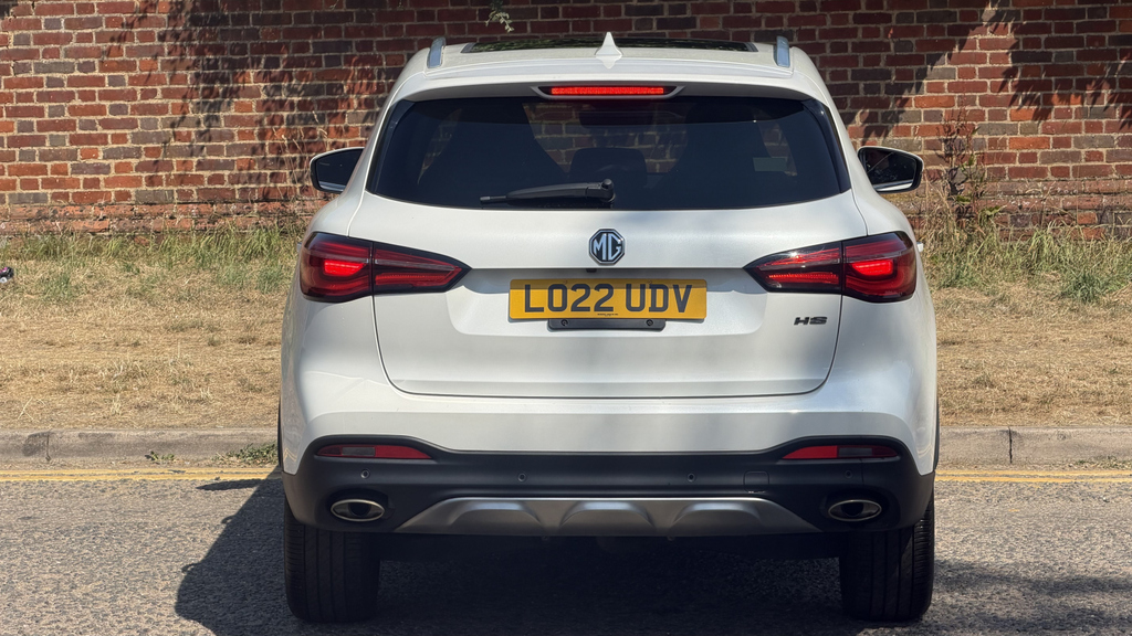 MG HS 1.5 T-gdi Exclusive Dct LO22UDV White #4