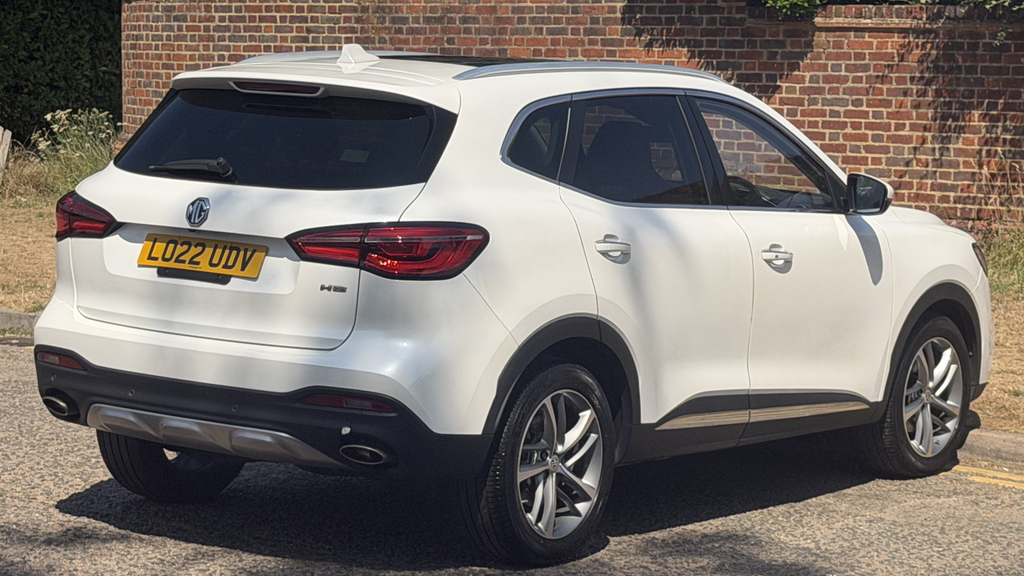 MG HS 1.5 T-gdi Exclusive Dct LO22UDV White #5