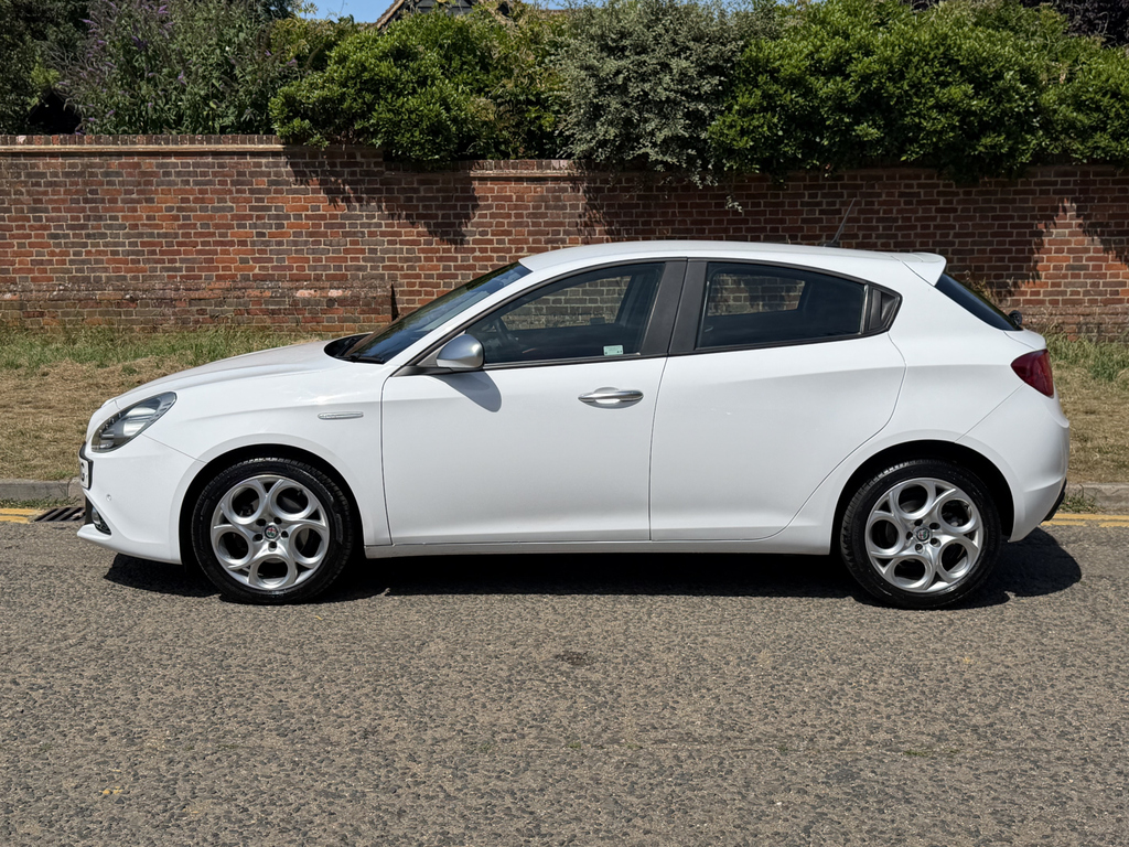 Alfa Romeo Giulietta 1.6 Jtdm-2 120 Super Tct White #5