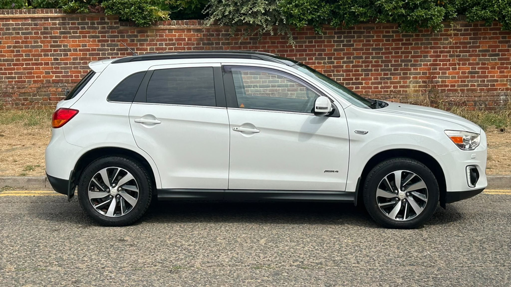 Mitsubishi ASX 2.2 4 4Wd White #5