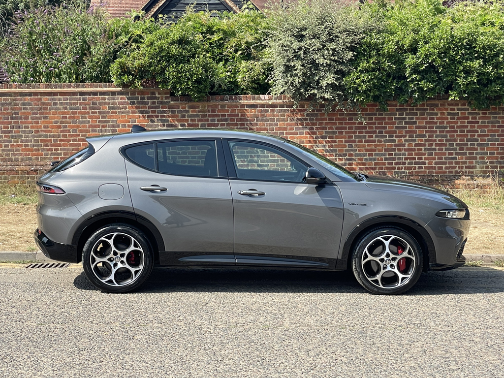 Alfa Romeo Tonale 1.5 Mhev Veloce Grey #2
