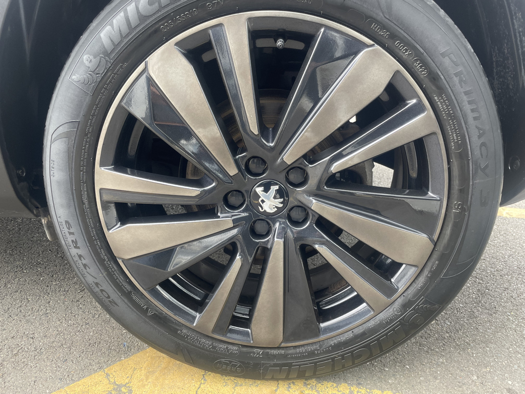 Peugeot 3008 1.2 Puretech Gt Premium Eat8 Grey #4