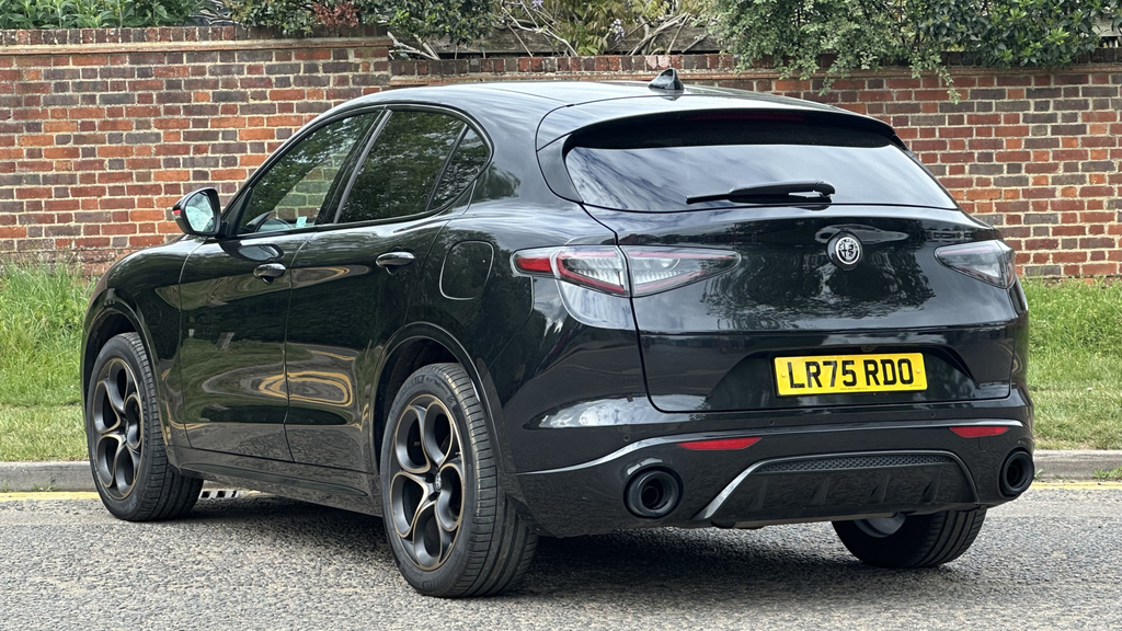 Alfa Romeo Stelvio 2.0 Turbo 280 Intensa Awd Black #6