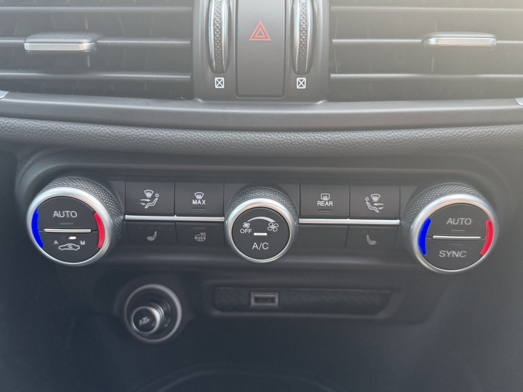 Alfa Romeo Giulia 2.0 Turbo Veloce Blue #37