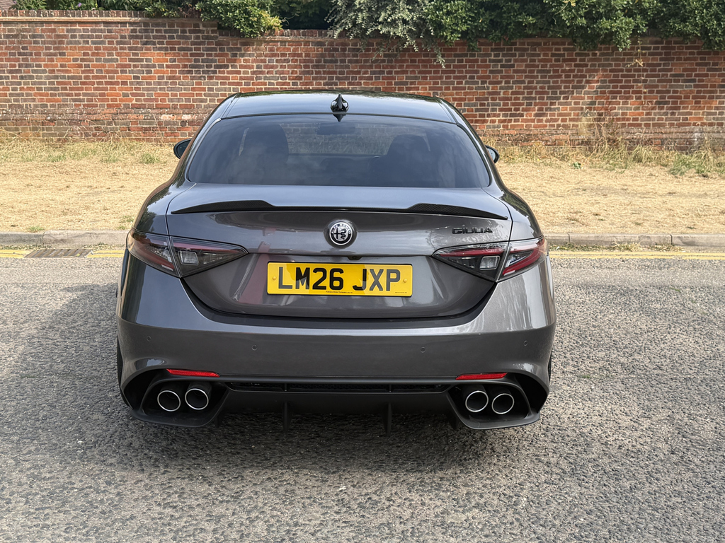 Alfa Romeo Giulia Saloon #3