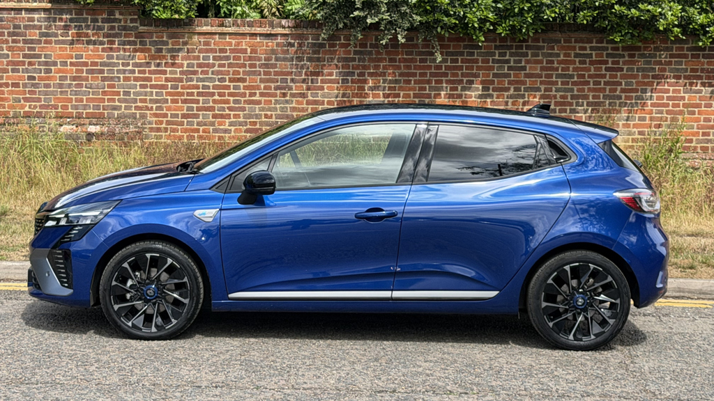 Renault Clio 1.6 E-tech Full Hybrid 145 Esprit Alpine Blue #4