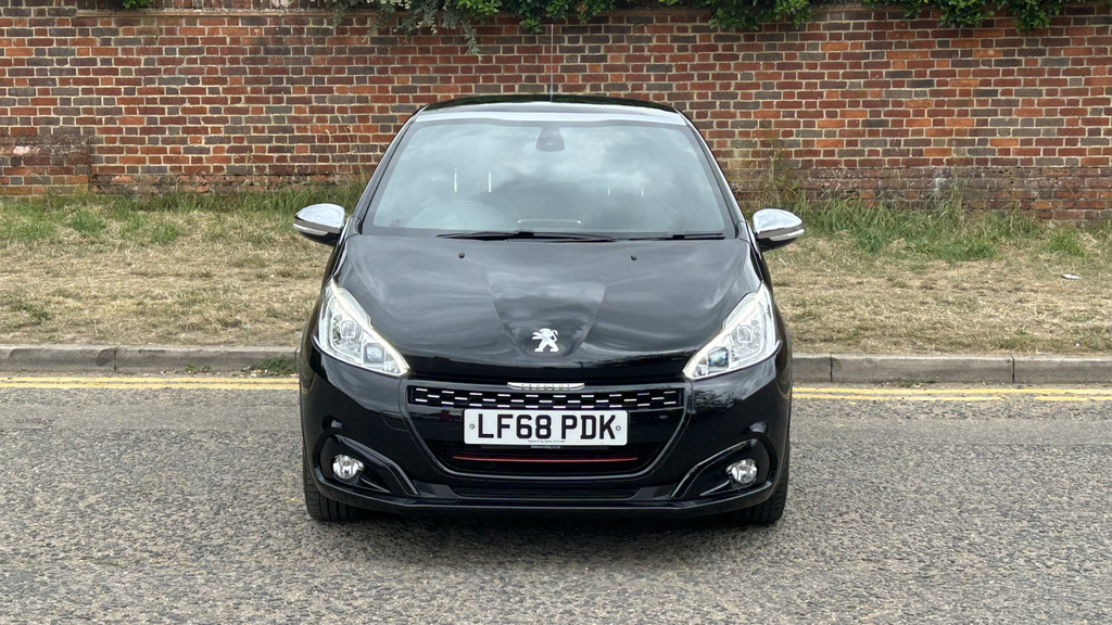 Peugeot 208 1.6 Thp Gti Prestige Black #3